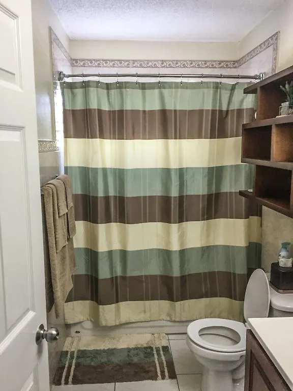 Guest Apartment At Halifax 킹스톤