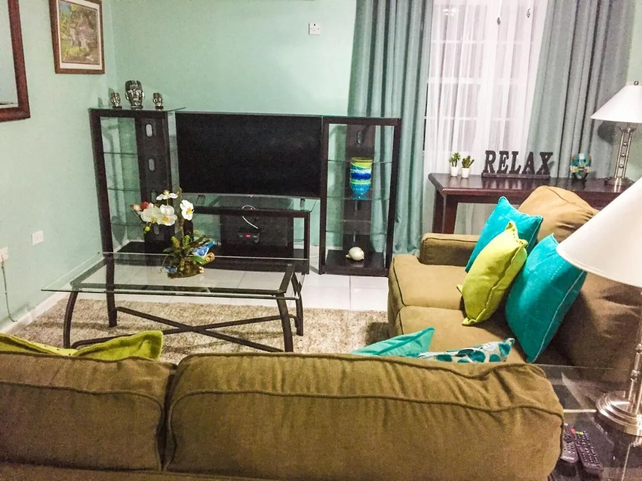 Guest Apartment At Halifax 킹스톤